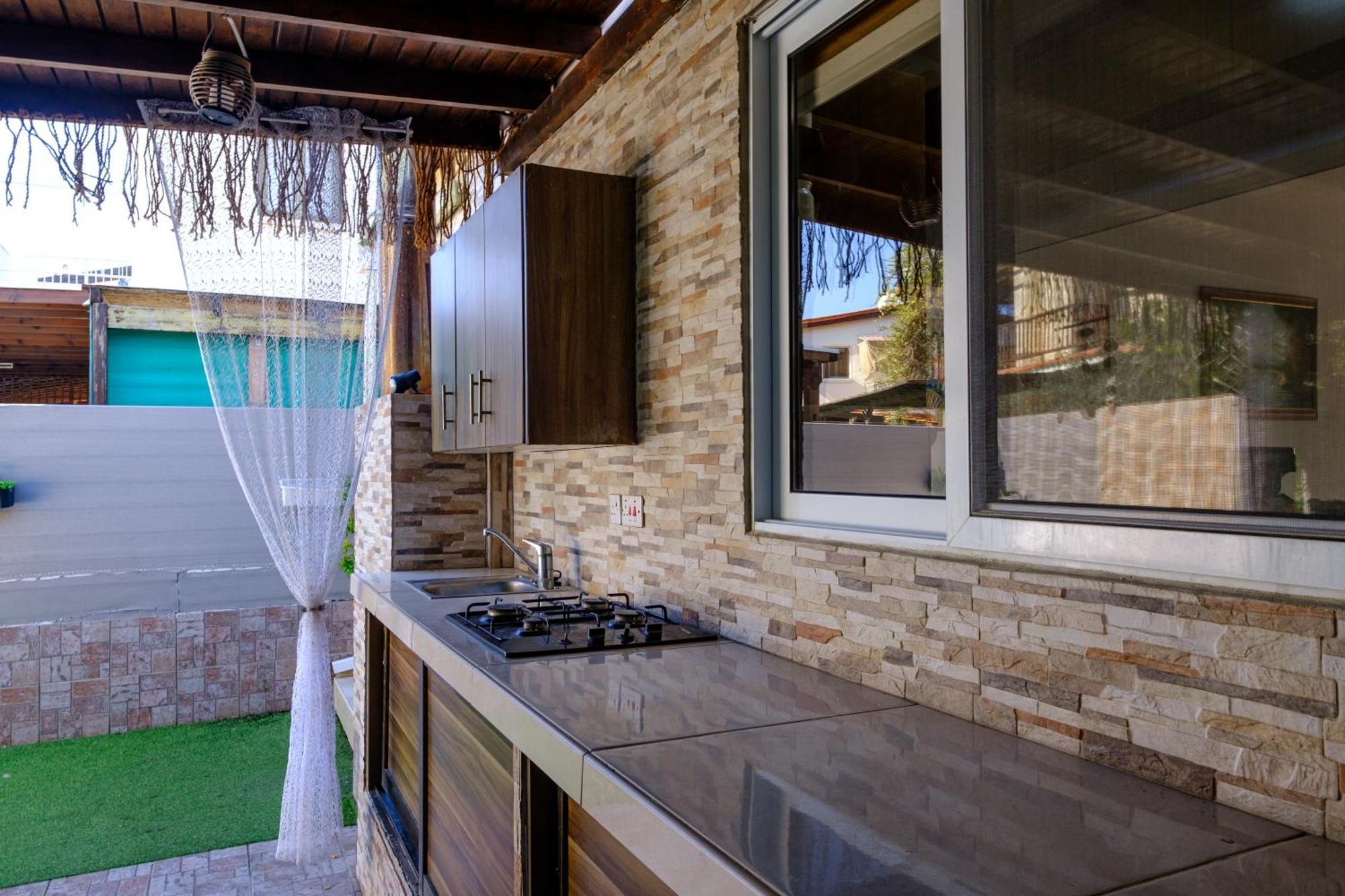 Demetris Apartment Meneou Екстериор снимка